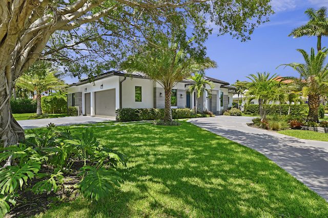 901 Allamanda Drive